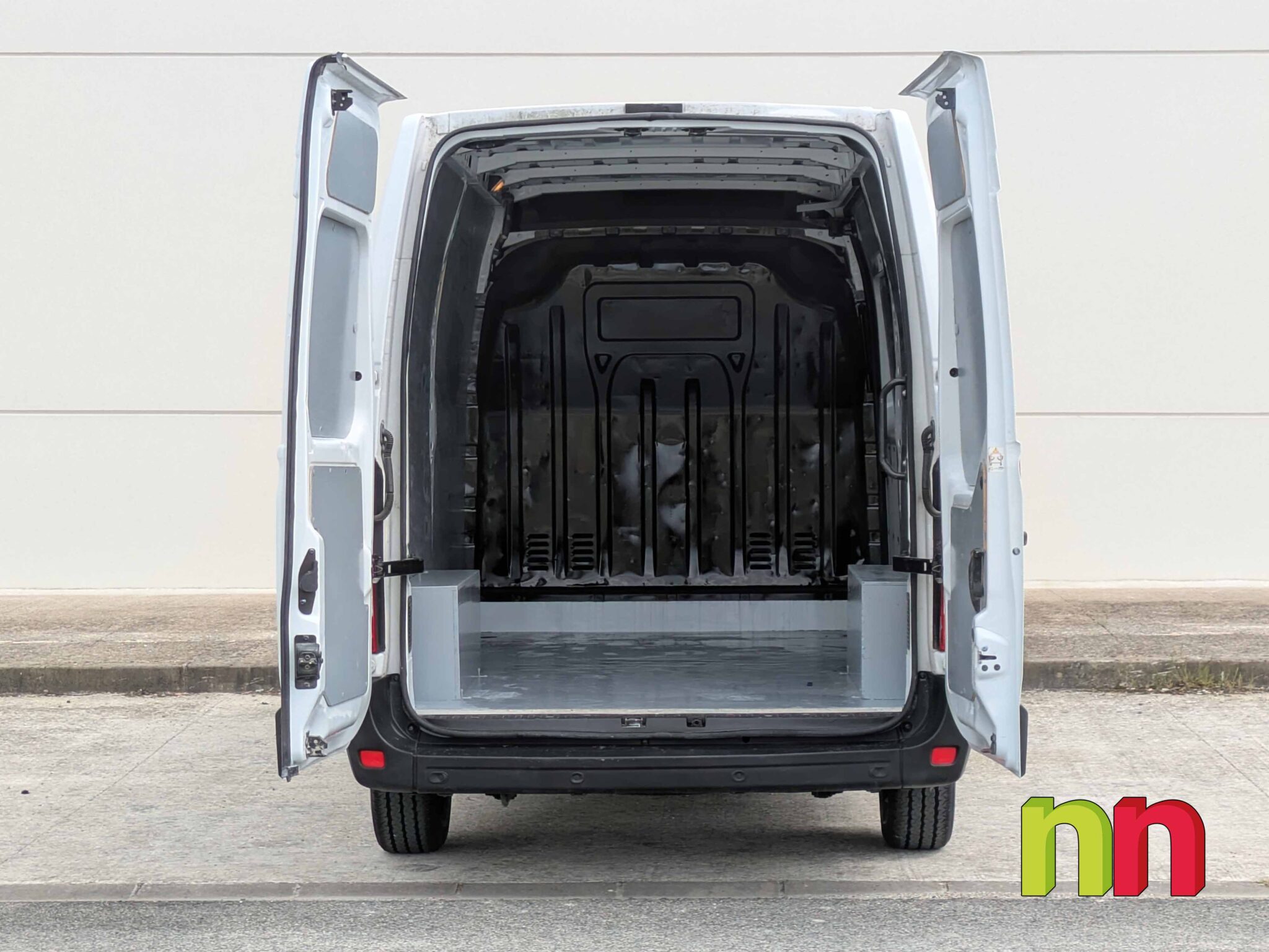 RENAULT Master L2H2 FG35 2.3dCI 135cv + NAVI