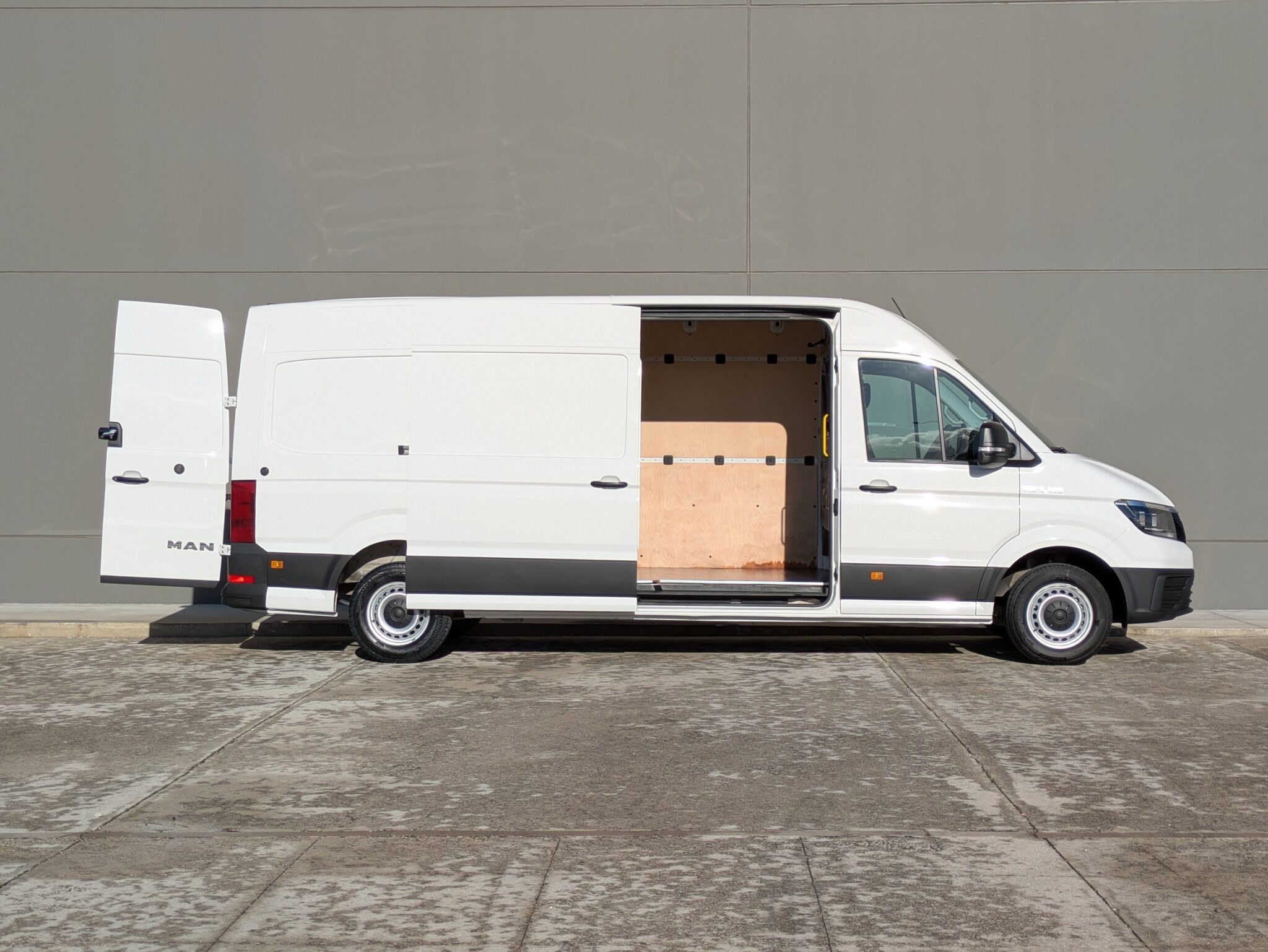 MAN TGE L4H2 3140 FG3.5t 14M3 2.0TDI 140CV + NAVI