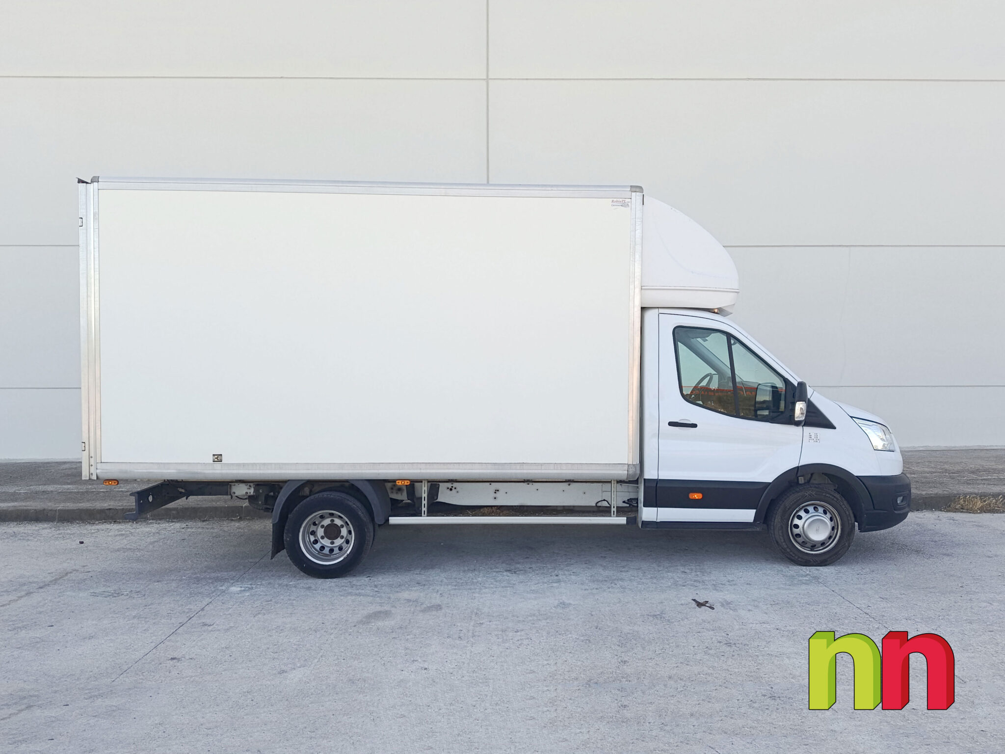 FORD Transit Carrozada sin plataforma P350 2.0 EcoBlue 130cv + DOBLE RUEDA TRASERA