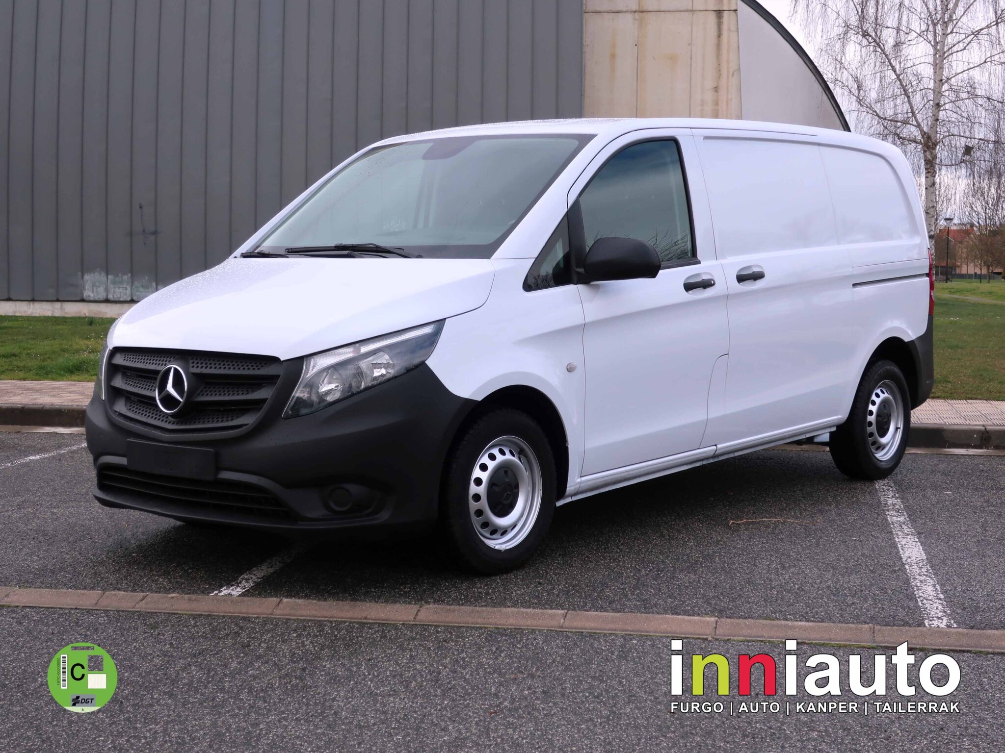 MERCEDES Vito Compact FG AUTO 114CDI 136cv + DOS PLAZAS + DOBLE PUERTA LATERAL