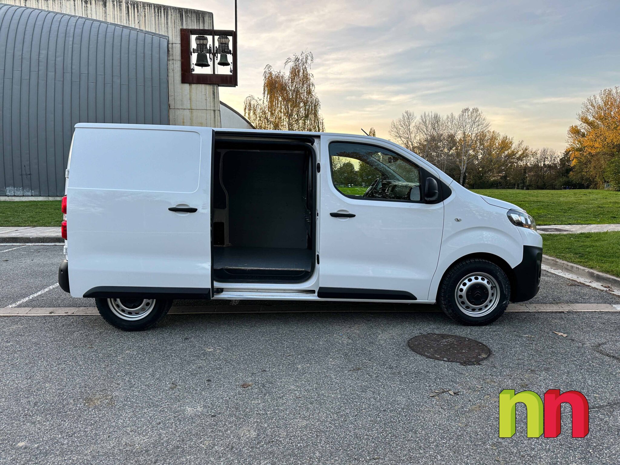 CITROEN Jumpy 3 Talla M AUTO 2.0BlueHDI 120cv + NAVI