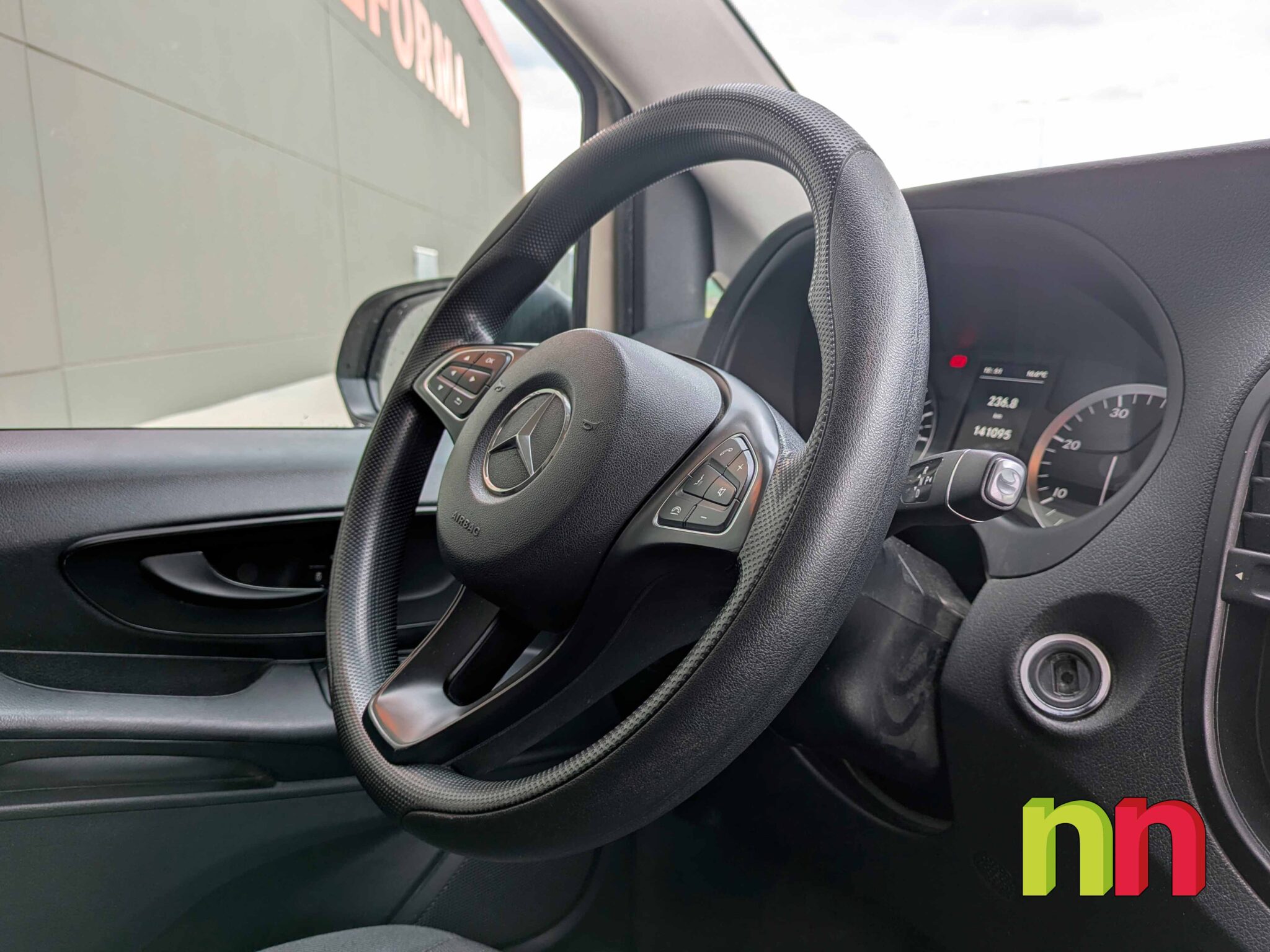 MERCEDES Vito Compact FG AUTO 114CDI 136cv + DOS PLAZAS + DOBLE PUERTA LATERAL