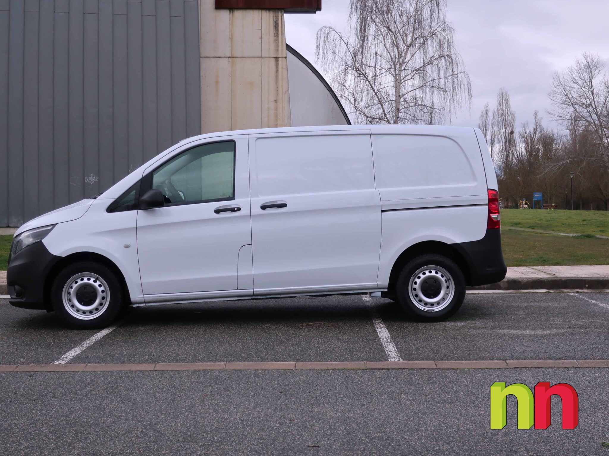 MERCEDES Vito Compact FG AUTO 114CDI 136cv + DOS PLAZAS + DOBLE PUERTA LATERAL