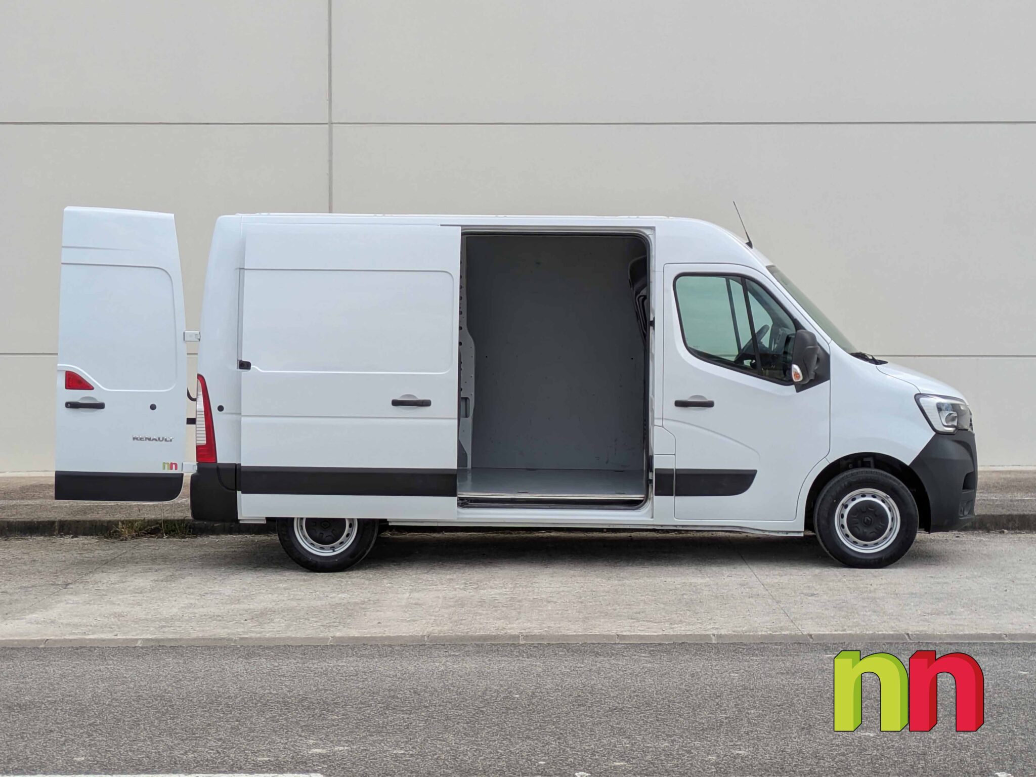 RENAULT Master L2H2 FG35 2.3dCI 135cv + NAVI