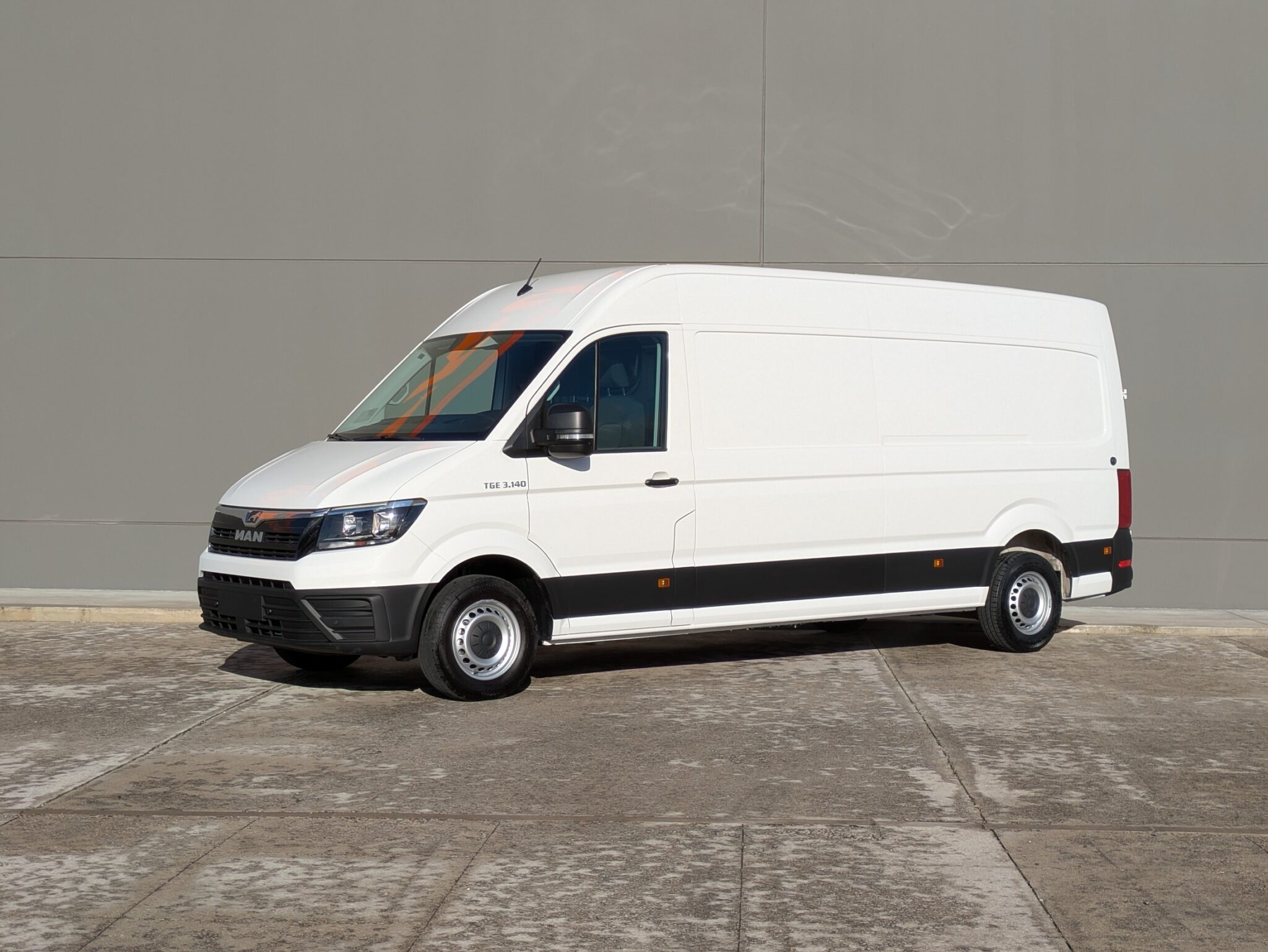 MAN TGE L4H2 3140 FG3.5t 14M3 2.0TDI 140CV + NAVI