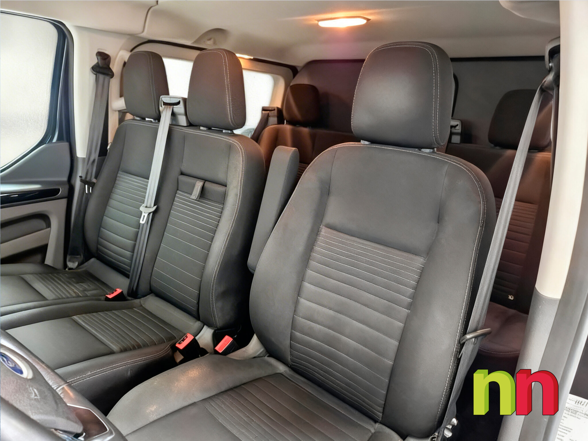 FORD TRANSIT CUSTOM COMBI 6 L1H1 N1 2.0ECOBLUE 170CV AUTO + NAVI + DOBLE PUERTA LATERAL