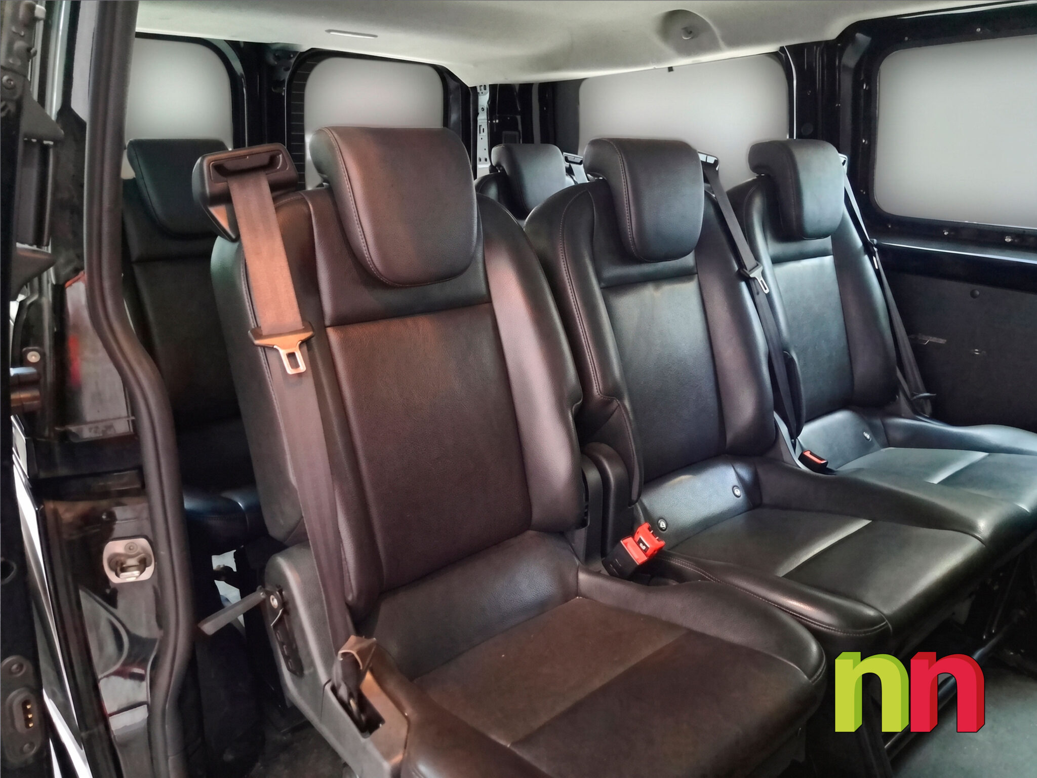 FORD TRANSIT CUSTOM COMBI 9 L1H1 2.0ECOBLUE 130CV + NAVI