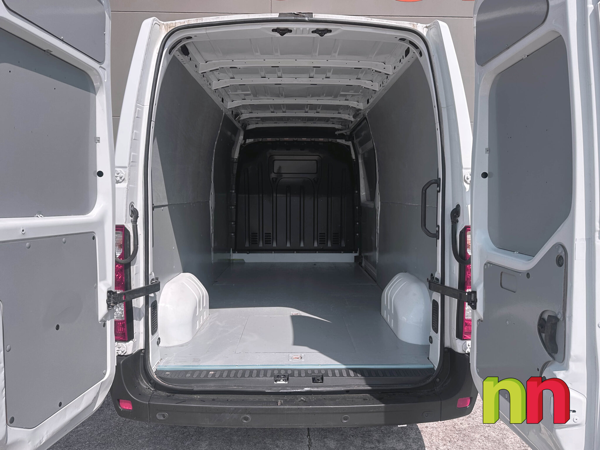 RENAULT Master L3H2 FG35 2.3DCI 135cv + NAVI