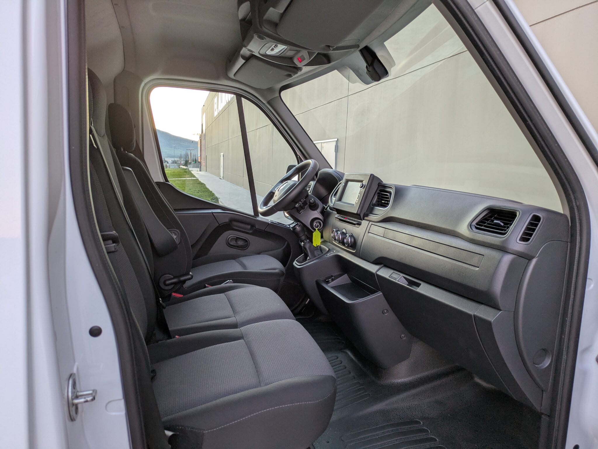 RENAULT Master L3H2 FG35 2.3DCI 135cv + NAVI