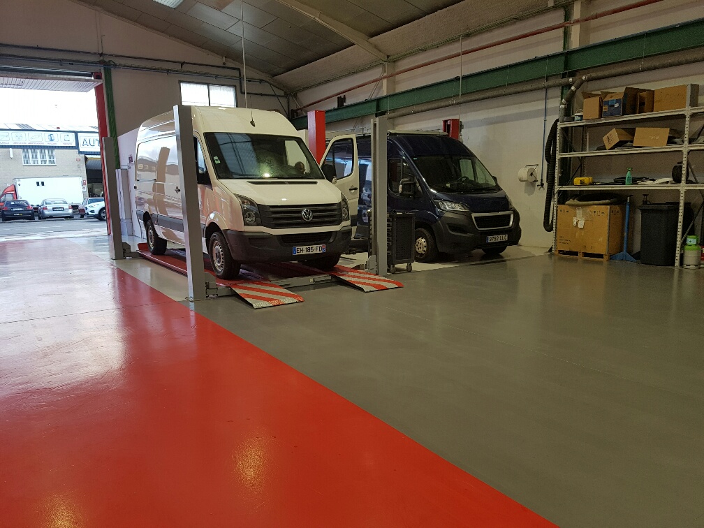 VOLKSWAGEN Crafter L1H1 FG35 2.0TDI 136cv + NAVI